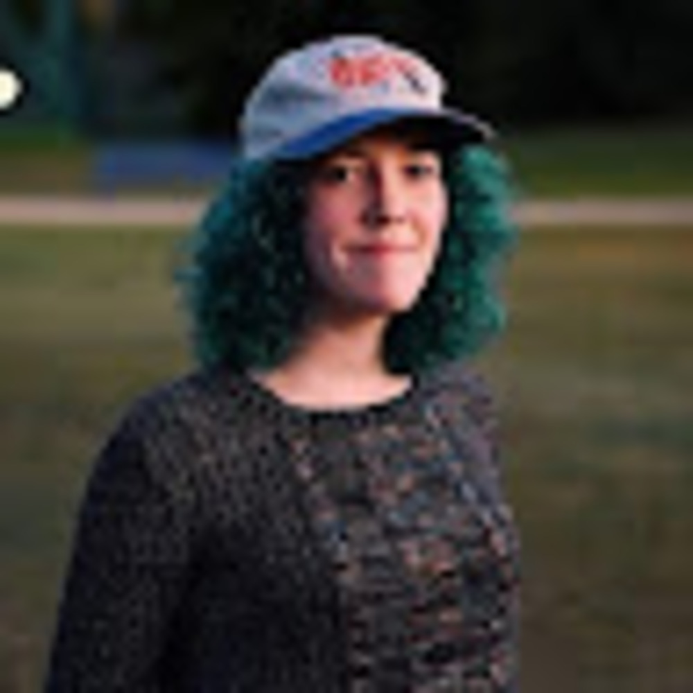 Meet your Posher, Elise